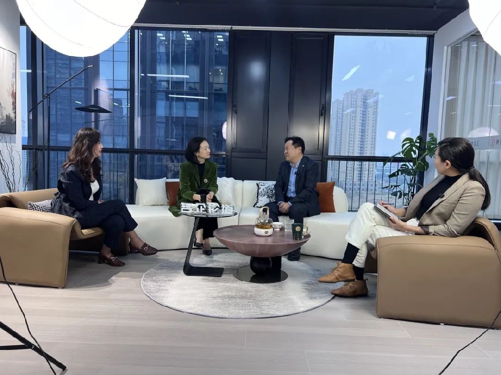 劉春華受邀錄制青島早報和清璞匯聯合舉辦的“名企論道”
