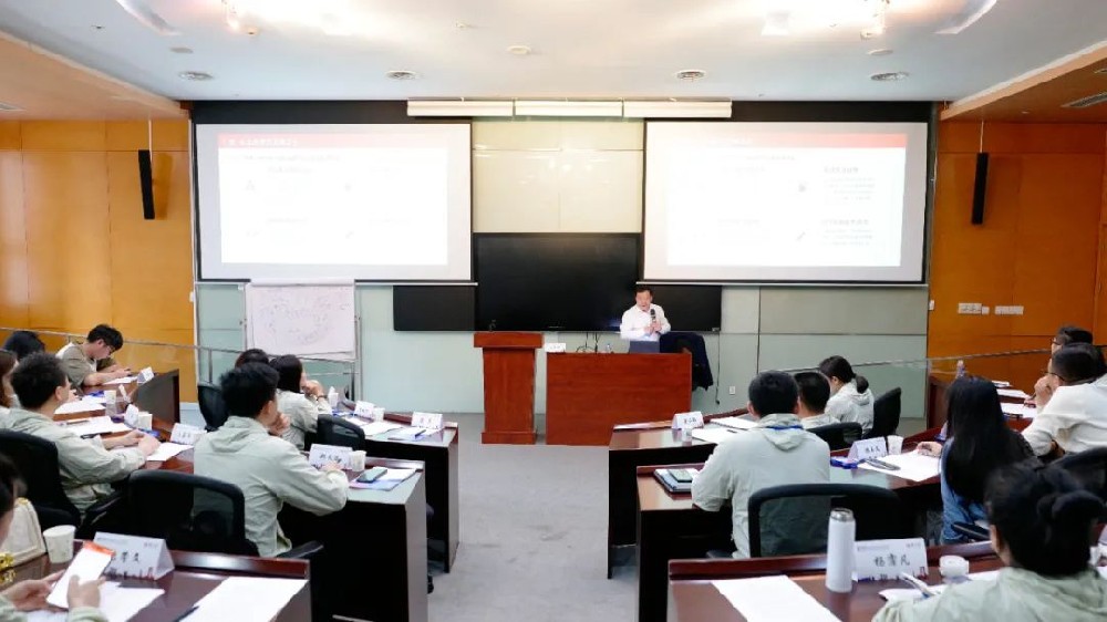 劉春華授課南寧城投 | 重構渠道生態與客戶價值增長鏈