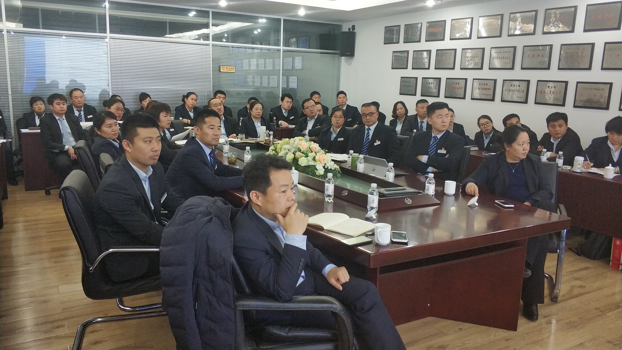 劉春華受邀參加華仁物業戰略規劃會議： 明方向、找路徑、提士氣、展未來